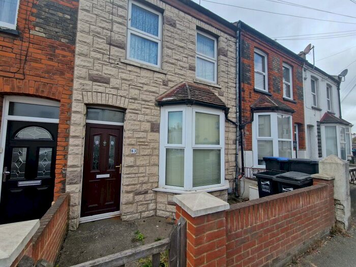 2 Bedroom Terraced House To Rent In Boundary Road, CT11