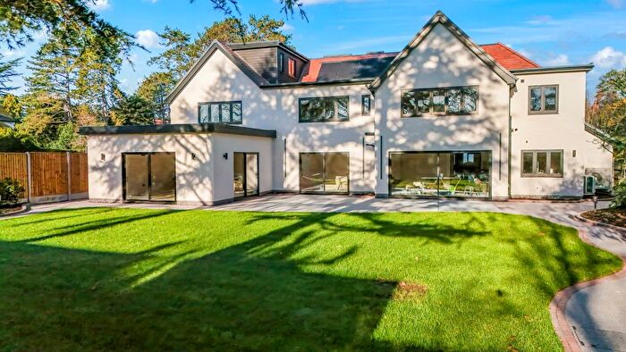 6 Bedroom Detached House For Sale In Croft Road, Edwalton, Nottingham, Nottinghamshire, NG12