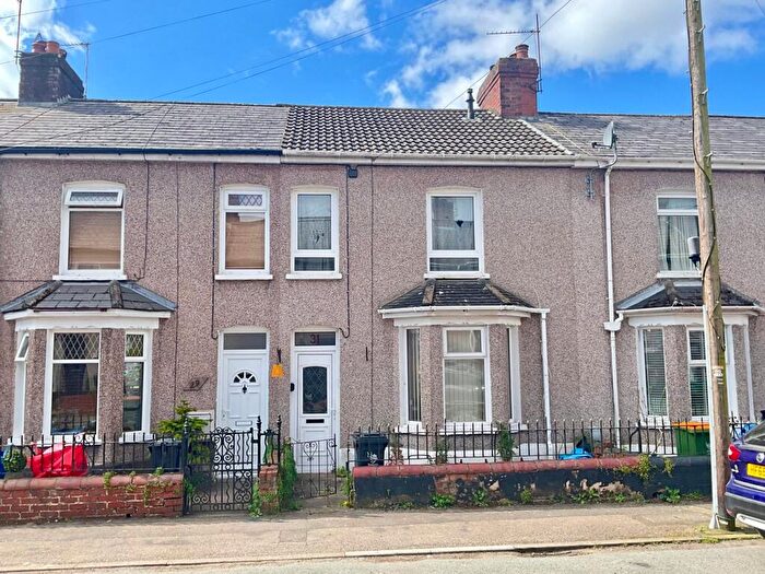 3 Bedroom Terraced House For Sale In Church Street, Rogerstone, Newport, NP10