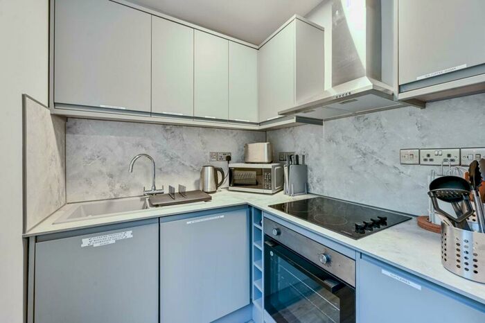 Studio To Rent In Kennington, Kennington, London, SE11