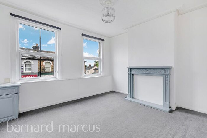 2 Bedroom Maisonette To Rent In Portland Road, South Norwood, SE25