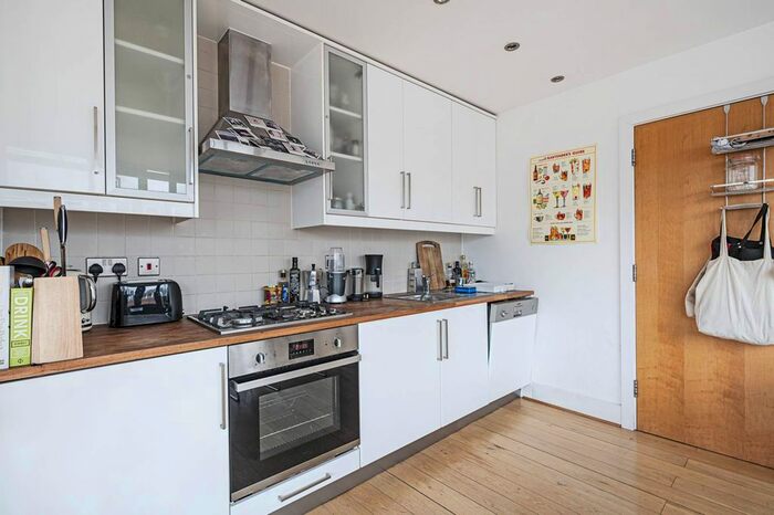 1 Bedroom Flat To Rent In Thrawl Street, Aldgate, London, E1
