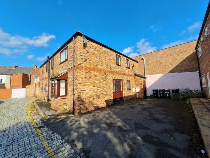 1 Bedroom Flat To Rent In Outram Court, Darlington, DL3