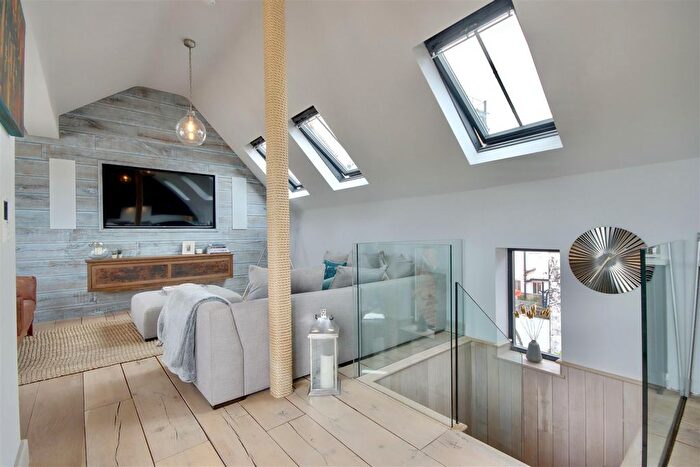 3 Bedroom Town House For Sale In Grand Parade, Old Portsmouth, PO1