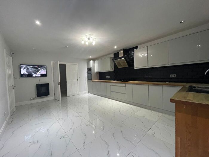 4 Bedroom End Of Terrace House To Rent In Porters Avenue, Dagenham, RM8