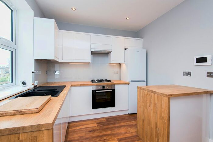 1 Bedroom Flat To Rent In Haydons Road, London, SW19