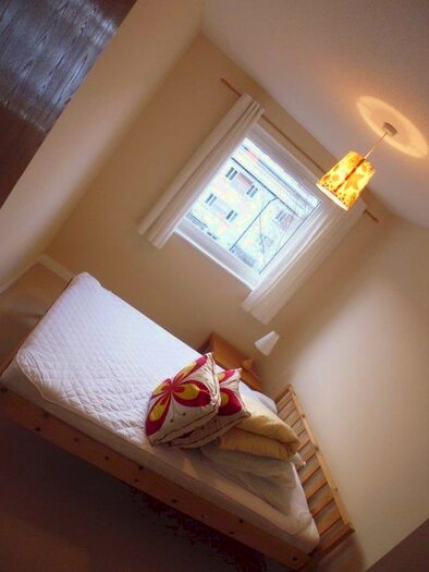 2 Bedroom Flat To Rent In Elliot Street, Leith, Edinburgh, EH7