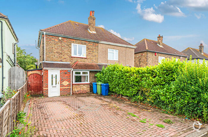 3 Bedroom Semi-Detached House For Sale In Barton Hill Drive, Minster On Sea, Sheerness, Kent, ME12