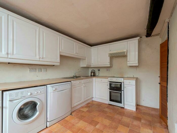 3 Bedroom End Of Terrace House For Sale In Bristol Road Sherborne, DT9