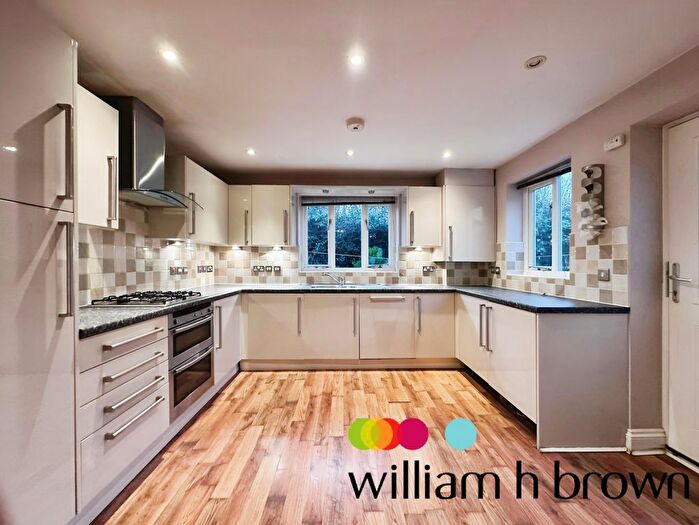 3 Bedroom Property To Rent In Broomhall Gardens, Broomfield, Chelmsford, CM1