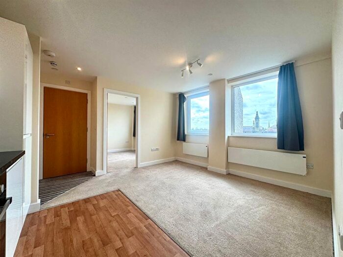 2 Bedroom Flat To Rent In Gower Street, Derby, DE1