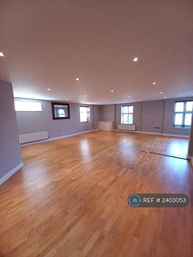 2 Bedroom Flat To Rent In The Pickfords Building, Southend-On-Sea, SS2