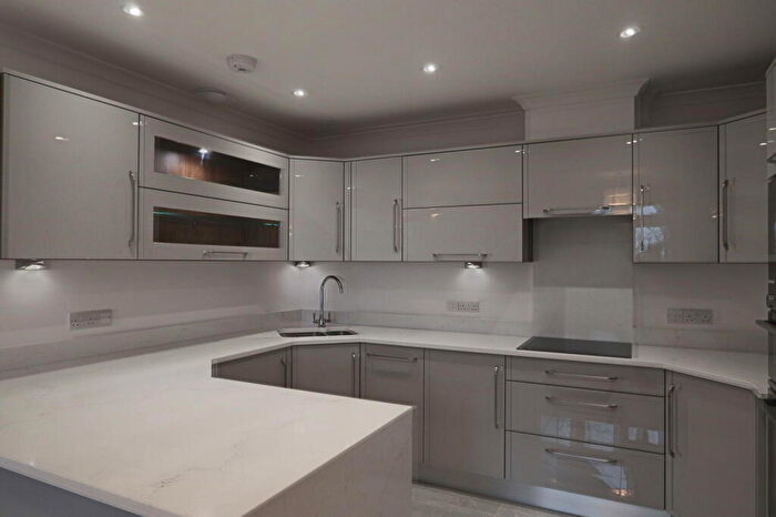 2 Bedroom Apartment To Rent In Landscape Road, Warlingham, CR6