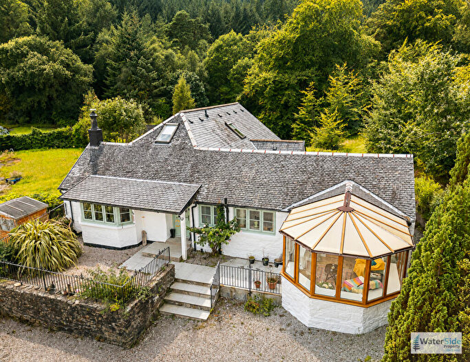 4 Bedroom Detached House For Sale In Shore Road, Ardentinny, Argyll And Bute, PA23