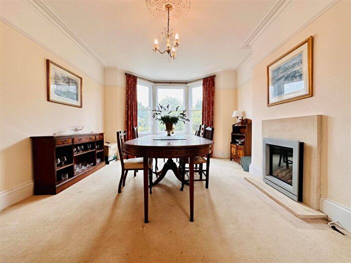 4 Bedroom Detached House For Sale In Glanville Road, Wedmore, BS28