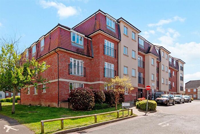 2 Bedroom Property For Sale In Schoolgate Drive, Morden, SM4