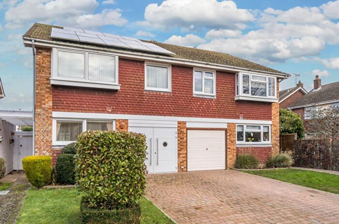 4 Bedroom Semi-Detached House For Sale In Arnold Way, Bosham, PO18