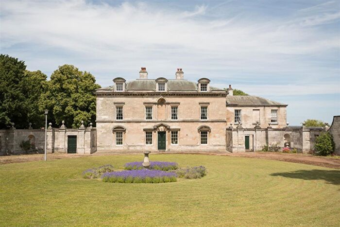9 Bedroom Property For Sale In Wadworth Hall, Wadworth, DN11