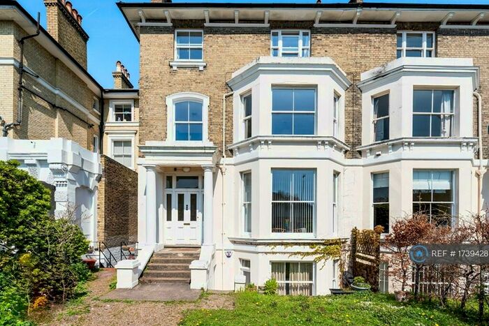 2 Bedroom Flat To Rent In Greenwich/Blackheath, London, SE3