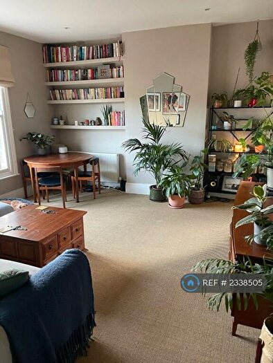 2 Bedroom Flat To Rent In Vicarage Road, London, E10