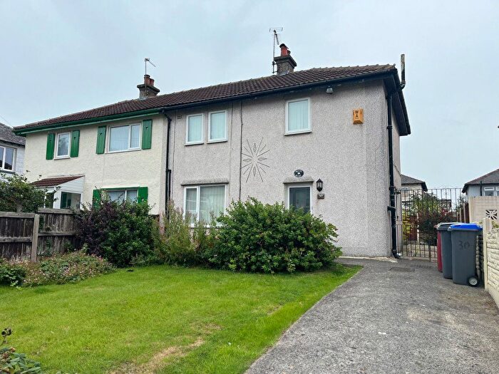 2 Bedroom Semi-Detached House To Rent In Airedale Avenue, Blackpool, Lancashire, FY3