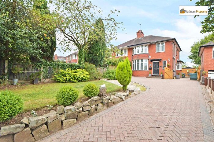 3 Bedroom Semi-Detached House For Sale In Grindley Lane, Meir Heath, ST3