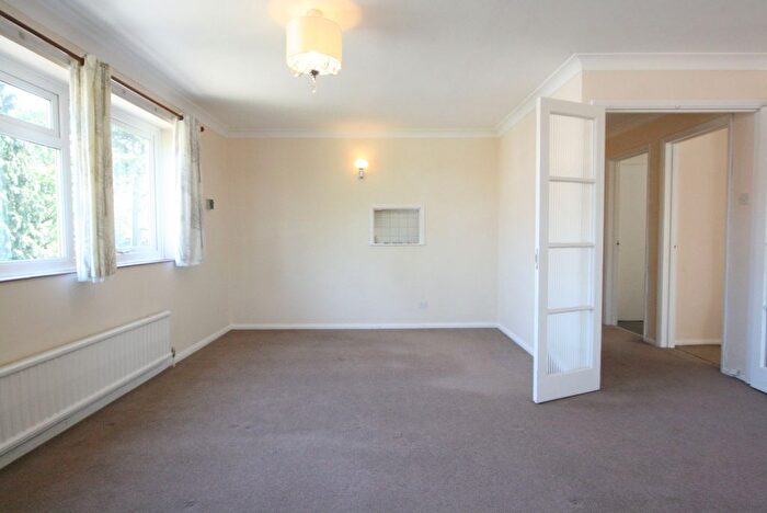 1 Bedroom Flat To Rent In Roxborough Avenue, Harrow-On-The-Hill, Harrow, HA1