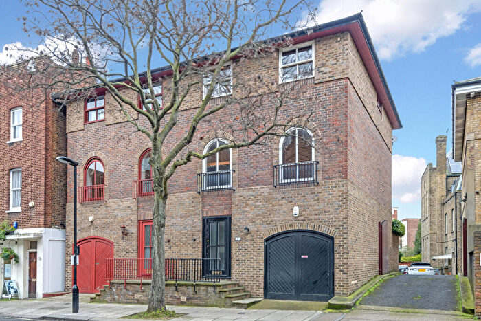 4 Bedroom Semi-Detached House To Rent In Allitsen Road, St John's Wood, London, NW8