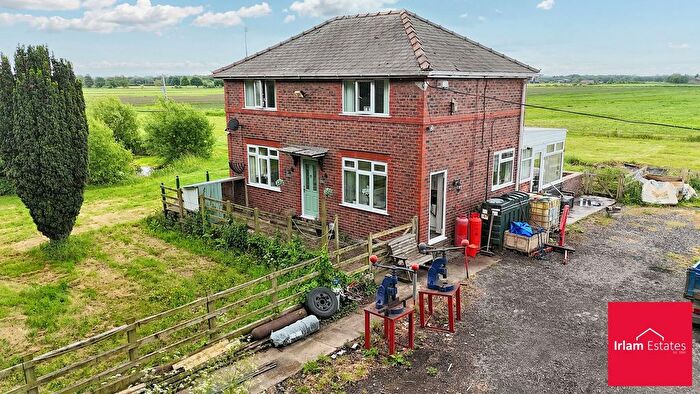 3 Bedroom Property For Sale In Astley Road, Irlam, M44