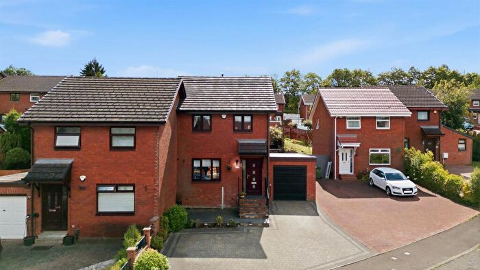 3 Bedroom Link Detached House For Sale In Colintraive Avenue, Glasgow, G33