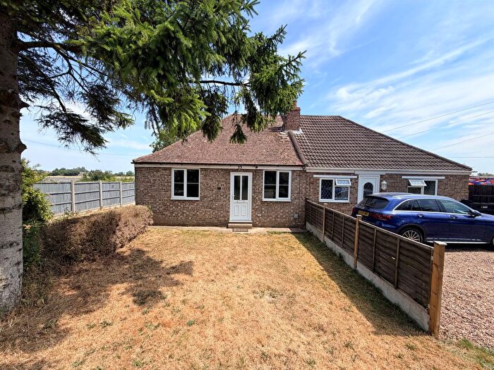 2 Bedroom Semi-Detached Bungalow For Sale In Fox Covert Road, Peakirk, Peterborough, PE6