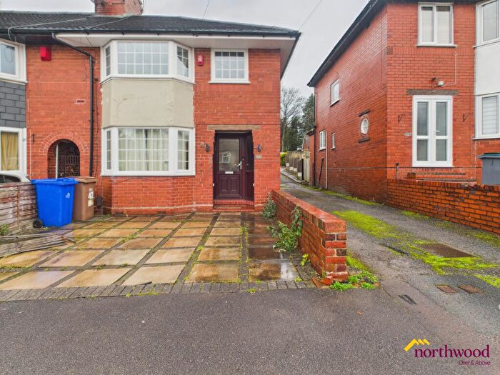 3 Bedroom Semi Detached House For Sale In Ashland, Stoke-on-Trent, ST4