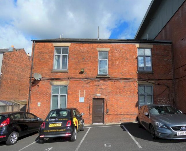 1 Bedroom Flat To Rent In Grimshaw Place, Preston, PR1