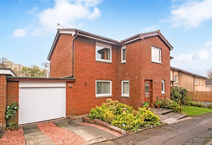 4 Bedroom Detached House For Sale In Broomhead Park, Dunfermline, Fife, KY12