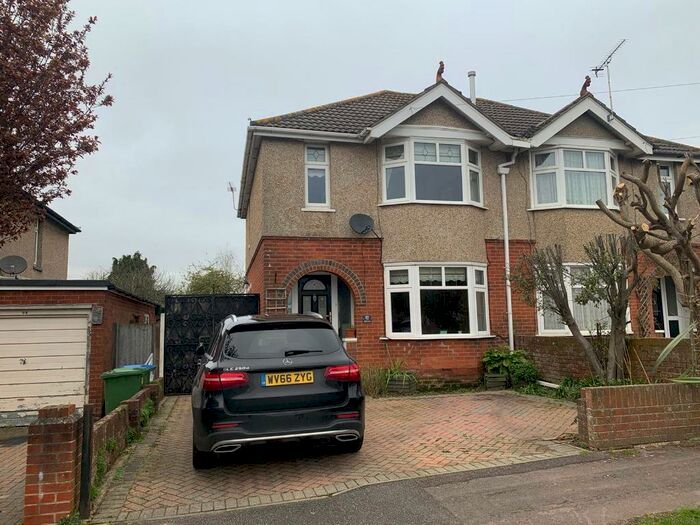 3 Bedroom Semi-Detached House To Rent In Kennedy Road, Southampton, SO16
