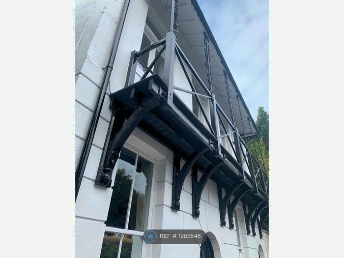 1 Bedroom Flat To Rent In Castle Hill, Maidenhead, SL6