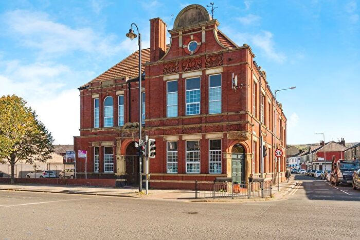 2 Bedroom Flat For Sale In Chorley New Road, Horwich, Bolton, Greater Manchester, BL6