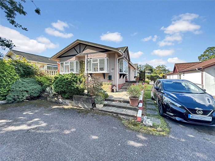 2 Bedroom Bungalow For Sale In Stonehill Woods Park, Old London Road, Sidcup, Kent, DA14