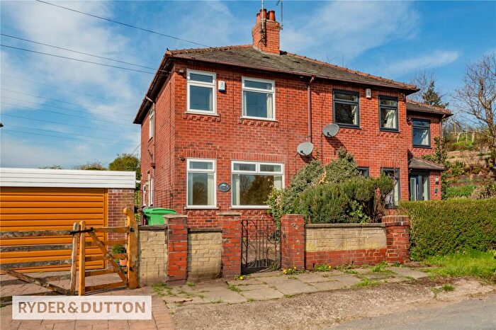 2 Bedroom Semi-Detached House For Sale In Chadderton Fold, Chadderton, Oldham, Lancashire, OL1