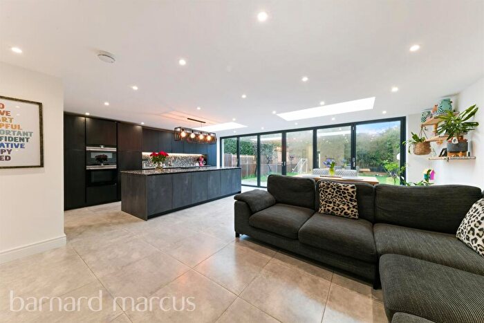 3 Bedroom Detached Bungalow For Sale In Leigh Road, Betchworth, RH3