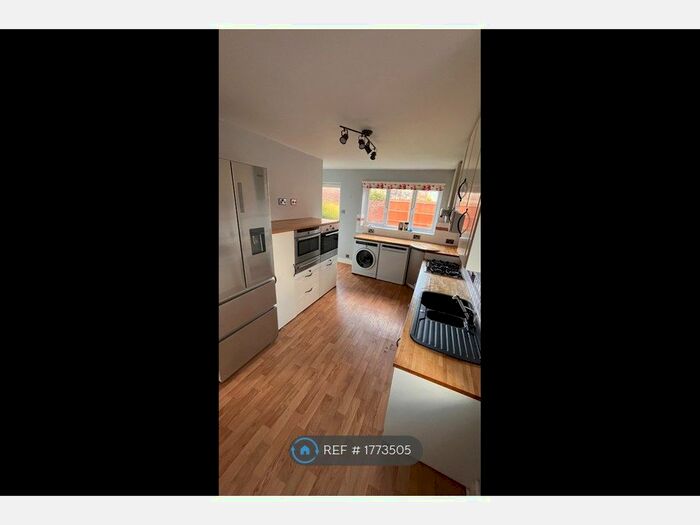 4 Bedroom Detached House To Rent In Norman Drive, Peterborough, PE7