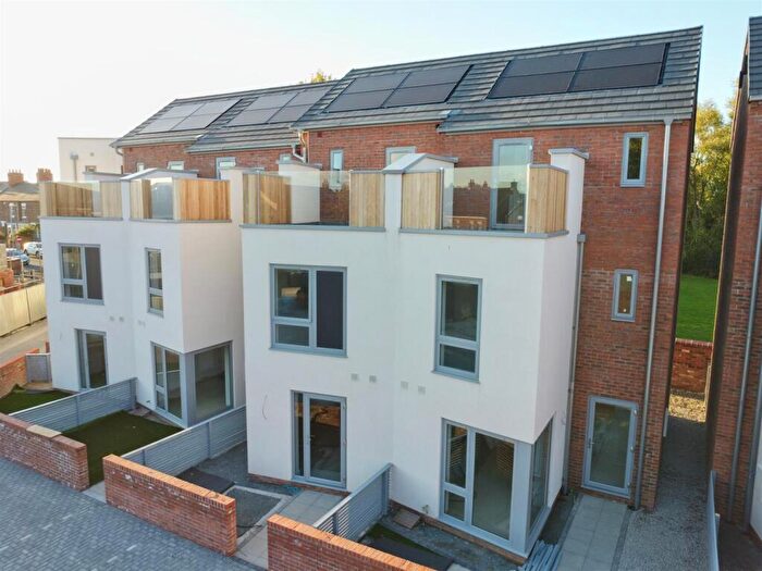 3 Bedroom House For Sale In St. Nicholas Road, Beverley, HU17