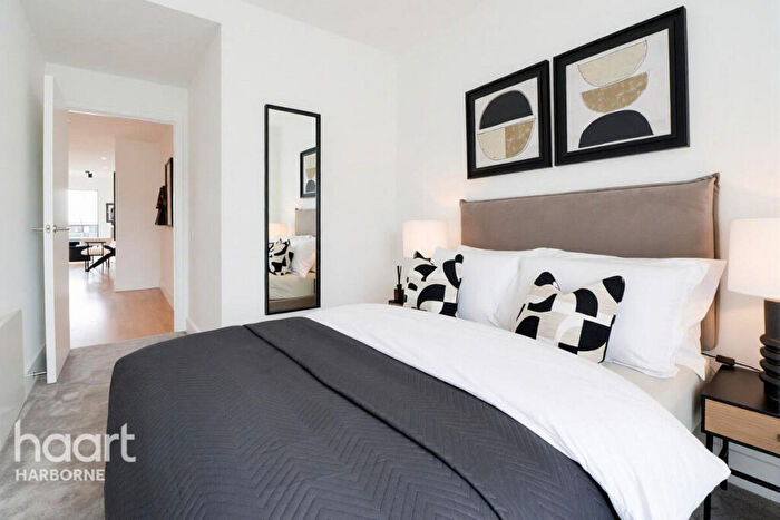 2 Bedroom Apartment For Sale In Mansion House, Birmingham, B16