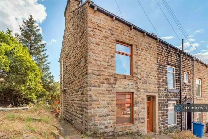 3 Bedroom Terraced House To Rent In Carr Lane, Rawtenstall, BB4