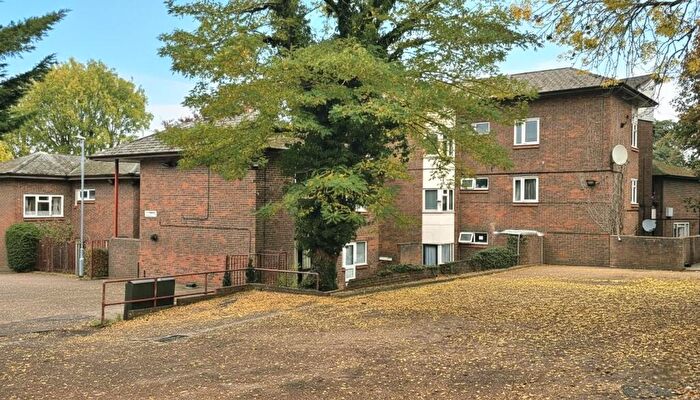 1 Bedroom Flat For Sale In Sutherland Place, Luton, LU1