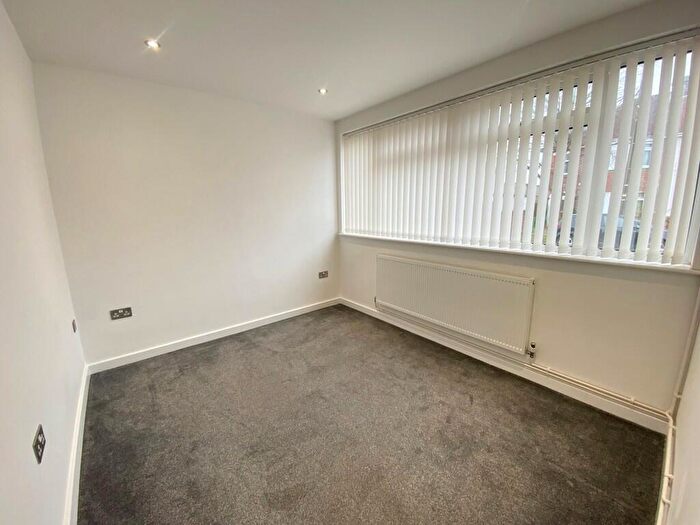 3 Bedroom End Of Terrace House For Sale In Lealand Road, Drayton, Hampshire, PO6