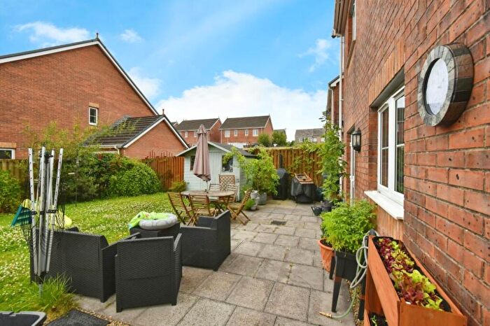 4 Bedroom Detached House For Sale In Parc Fferws, Ammanford, SA18