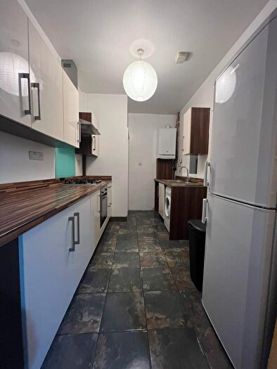 5 Bedroom Terraced House To Rent In Watkin Street, City Centre, NG3