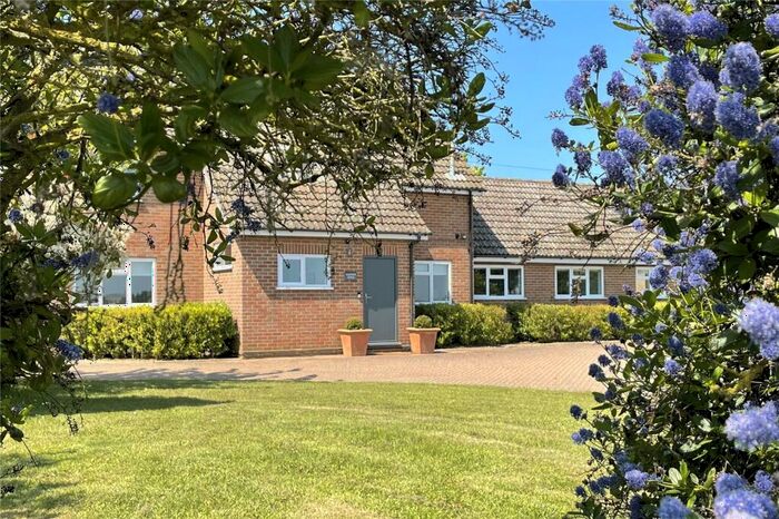 5 Bedroom Detached House For Sale In Tattingstone / Holbrook, Ipswich, Suffolk, IP9