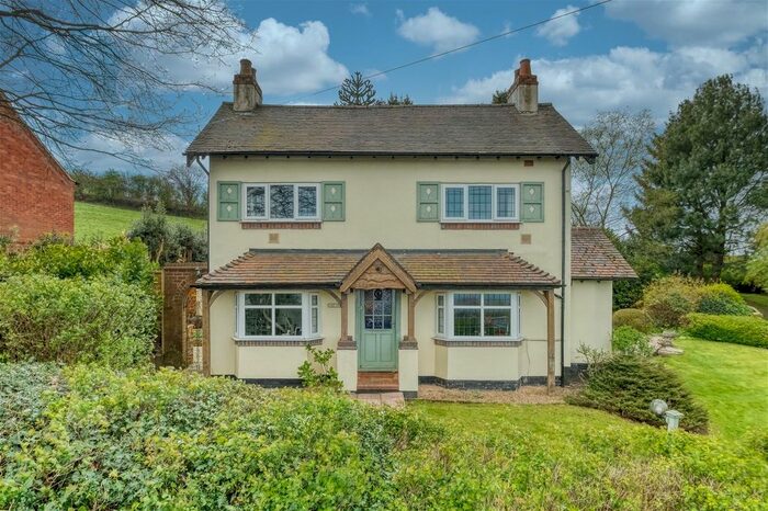 3 Bedroom Cottage For Sale In Dark Lane, Romsley, Halesowen, B62